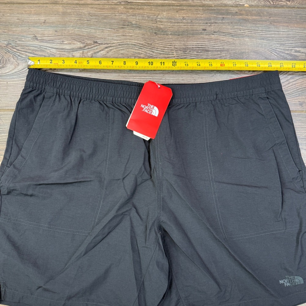 The North Face Mens XXL Adventure Shorts Black FlashDry Relaxed Fit New - Picture 3 of 8